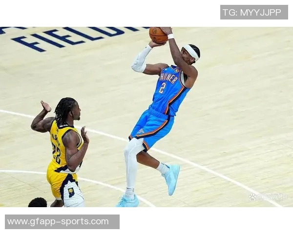 杰伦布朗半场表现回暖17分4板1盖帽次节手感火热独得15分 杰伦布朗半场表现回暖17分4板1盖帽次节手感火热独得15分