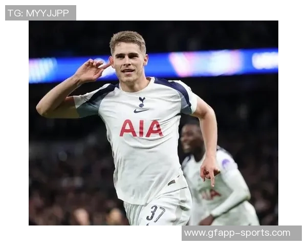 多特蒙德施洛特贝克誓言争冠高层却对争冠话题避而不谈 多特蒙德施洛特贝克誓言争冠高层却对争冠话题避而不谈